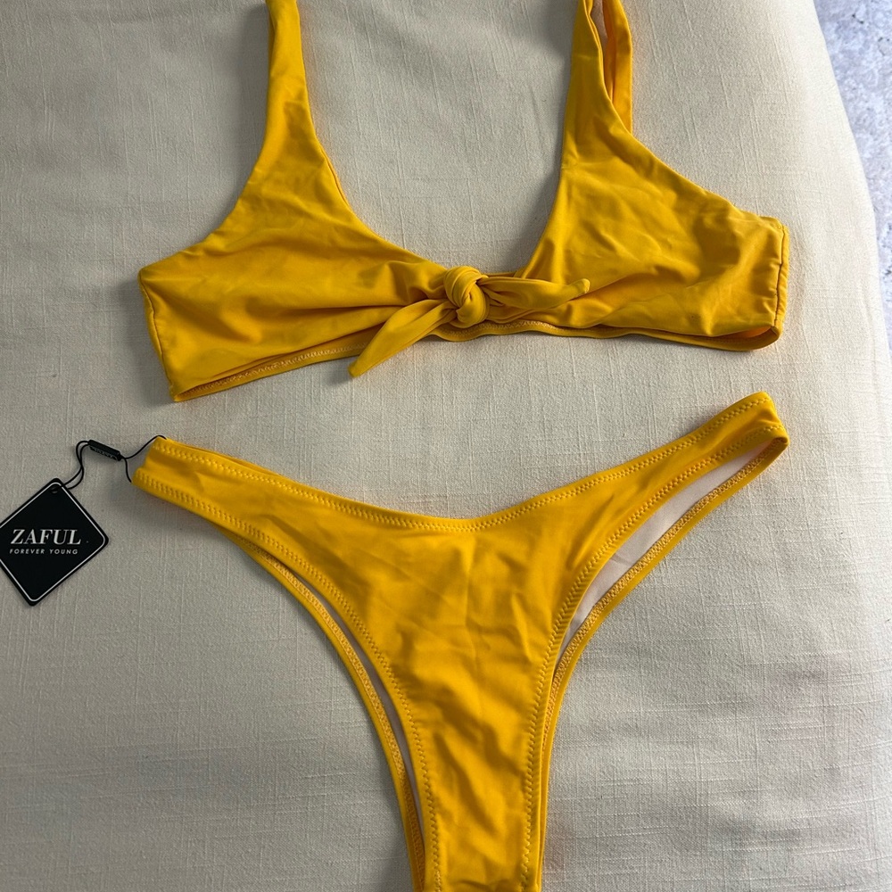 Zaful Bright Yellow Knot-Front Bikini Set